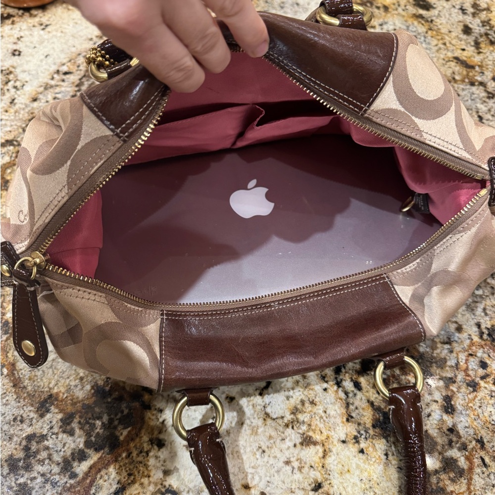 Coach Handbag - Picture 9 of 11